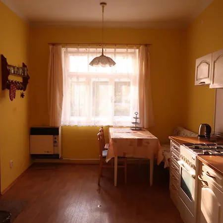 Relax Nyaraló Březí